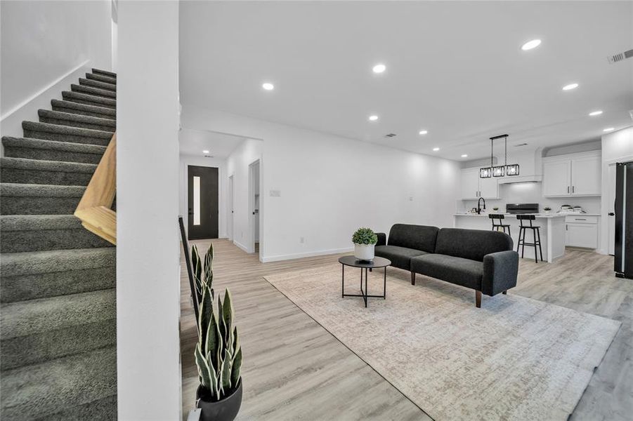 Furnished interior view inside a new home in , Terrell (Image 5).