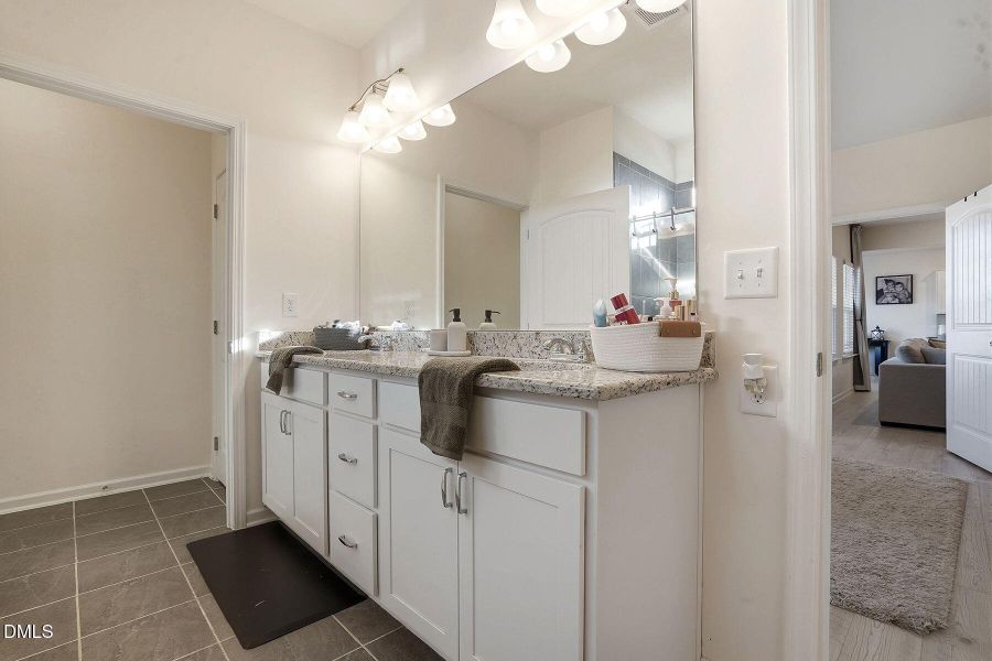 20-web-or-mls-94 Bonnie Girl Cr-84 20-web-or-mls-94 Bonnie Girl Cr-84