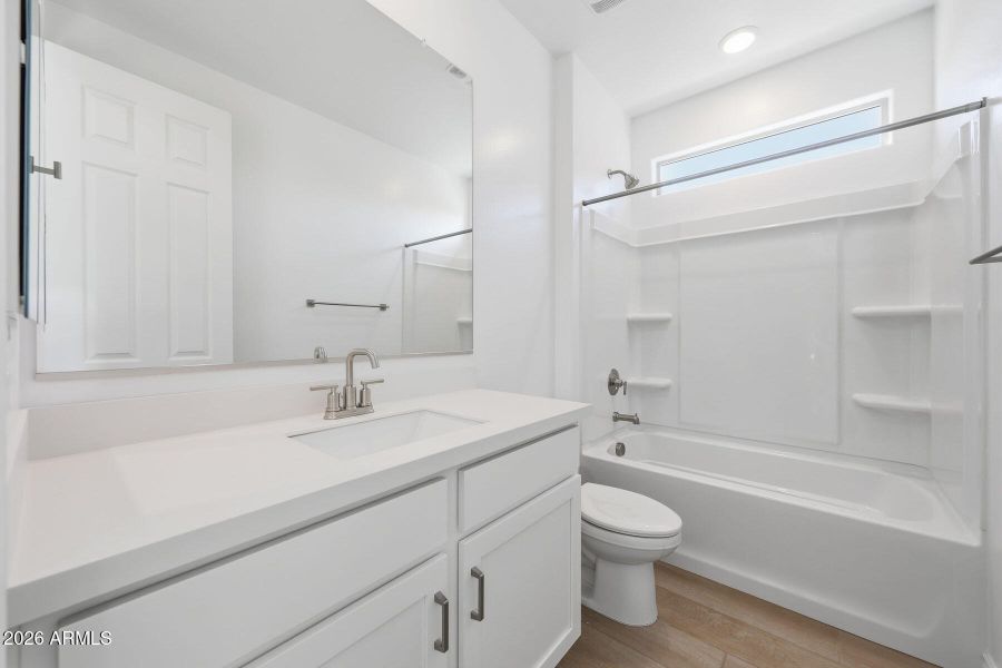 PHX_Miravida_Lot 1044_Imperial_14777_Bat