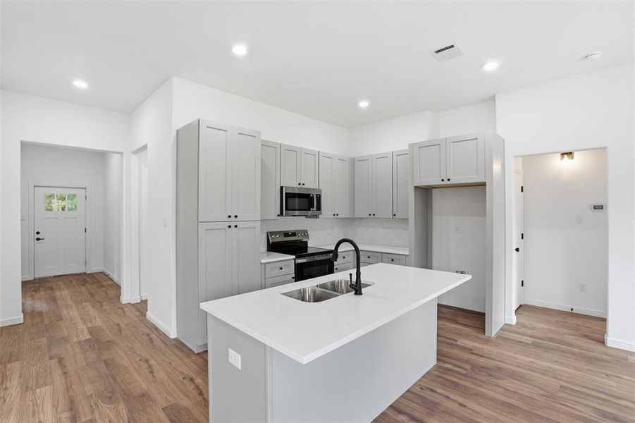 Furnished interior view inside a new home in , Granbury (Image 6).