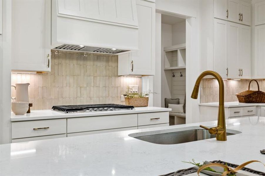 Close-up of interior finishes inside a home in White Post on Lake Lanier, Gainesville (Image 19).