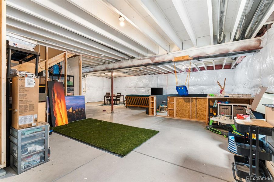 Community amenities in Harmony, Aurora (Image 33).