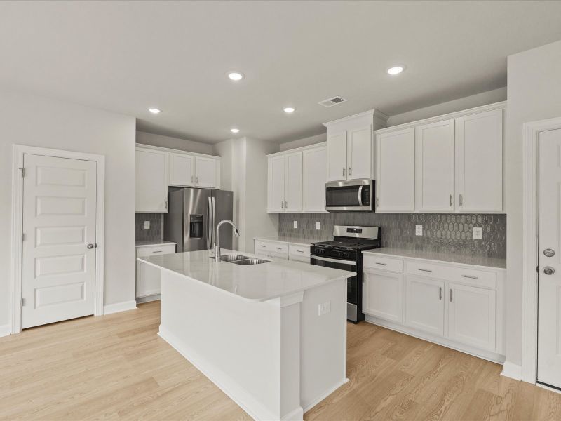 Welcome to the Lennon floorplan at The Farm at Wells Creek - Heritage Collection.