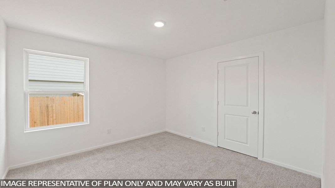 Spacious, unfurnished interior of a new home in Lexington Heights, Willis (Image 19).