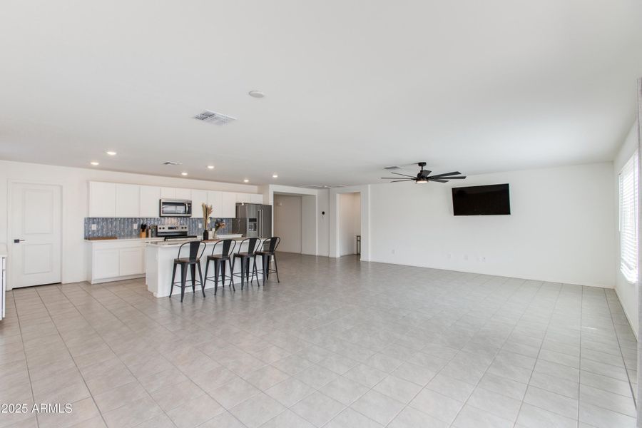 23-Sky Blue 23-Sky Blue