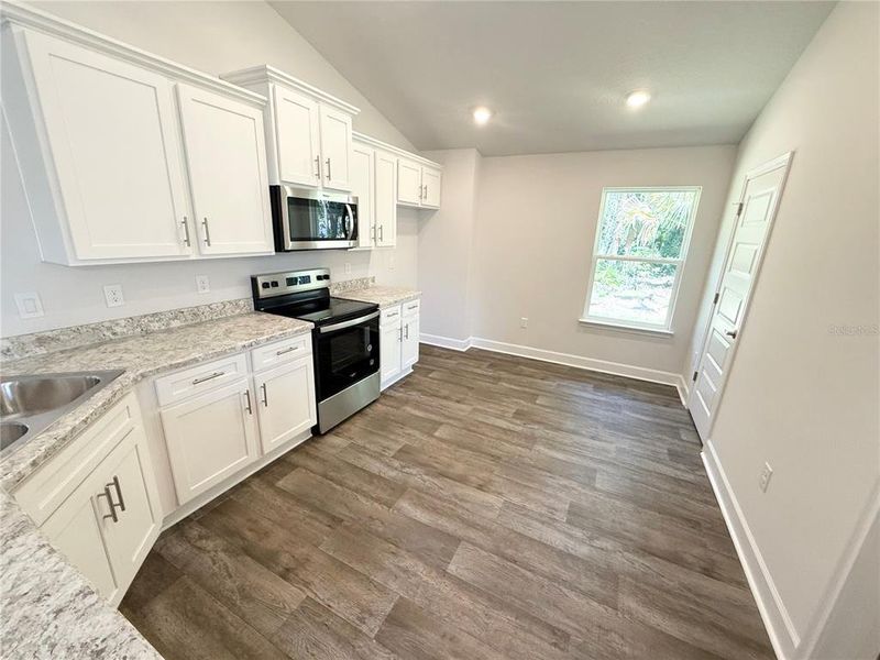 Furnished interior view inside a new home in Palm Coast, Palm Coast (Image 7).