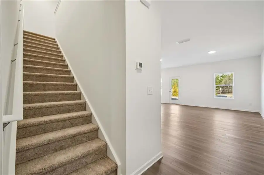 Spacious, unfurnished interior of a new home in Langston Reserve, Cartersville (Image 14).