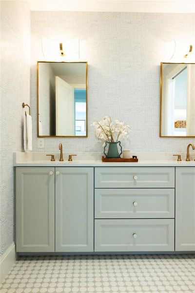 Furnished interior view inside a new home in , Horseshoe Bay (Image 16).
