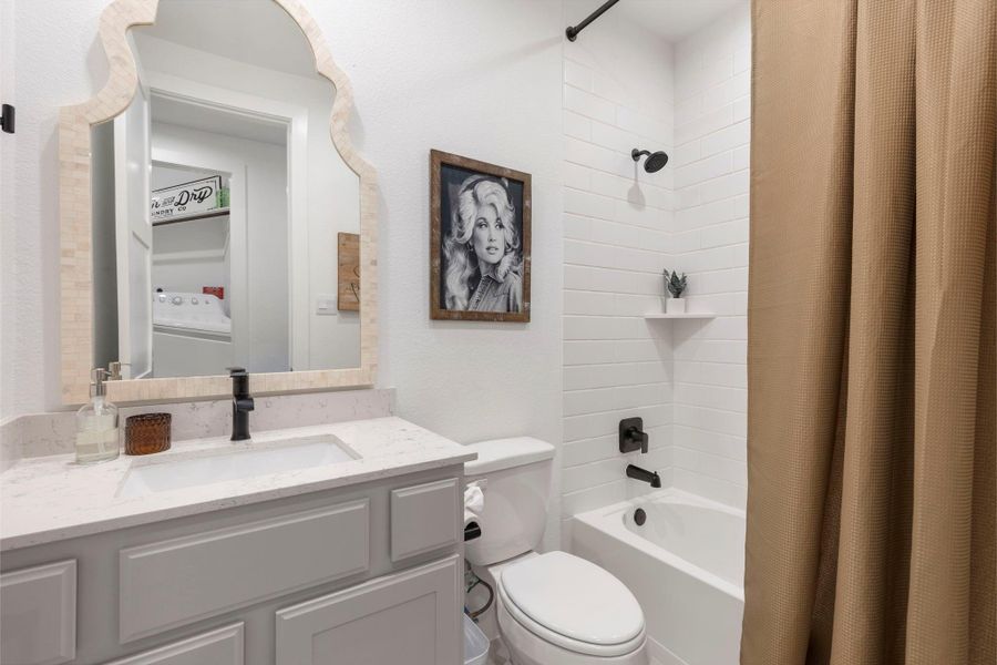 Furnished interior view inside a new home in Water Crest on Lake Conroe - LAKE FRONT, Conroe (Image 7). Furnished interior view inside a new home in Water Crest on Lake Conroe - LAKE FRONT, Conroe (Image 7).