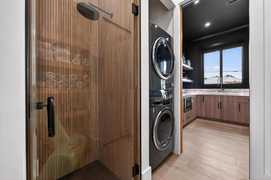 CABANA BATH / LAUNDRY / GAMEROOM CABANA BATH / LAUNDRY / GAMEROOM
