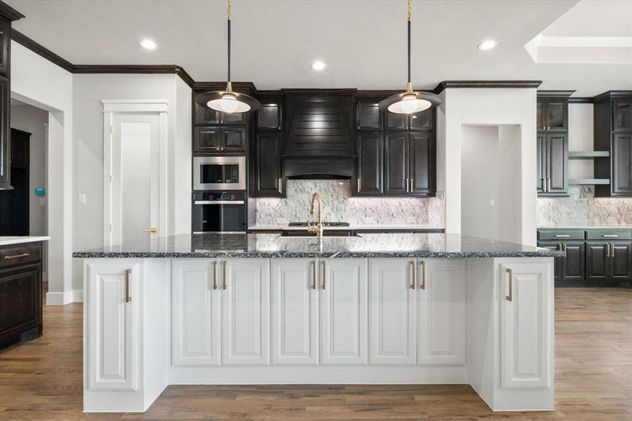 Furnished interior view inside a new home in , Waxahachie (Image 18).