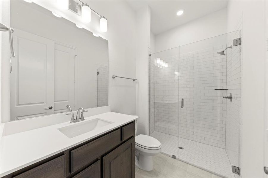 07. 512 Birthright - 2ND Bath