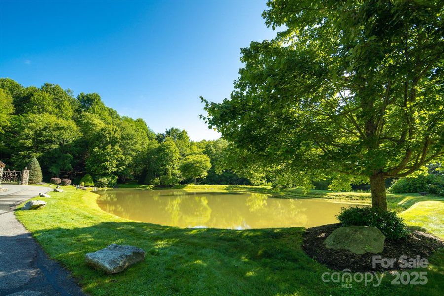 Image 33 of a home in . Image 33 of a home in .