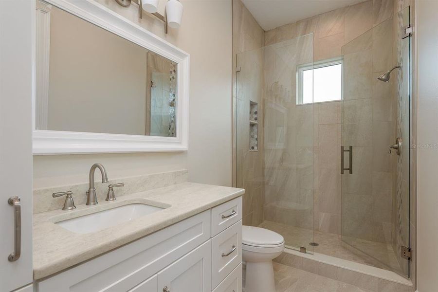 Furnished interior view inside a new home in , Tarpon Springs (Image 9).
