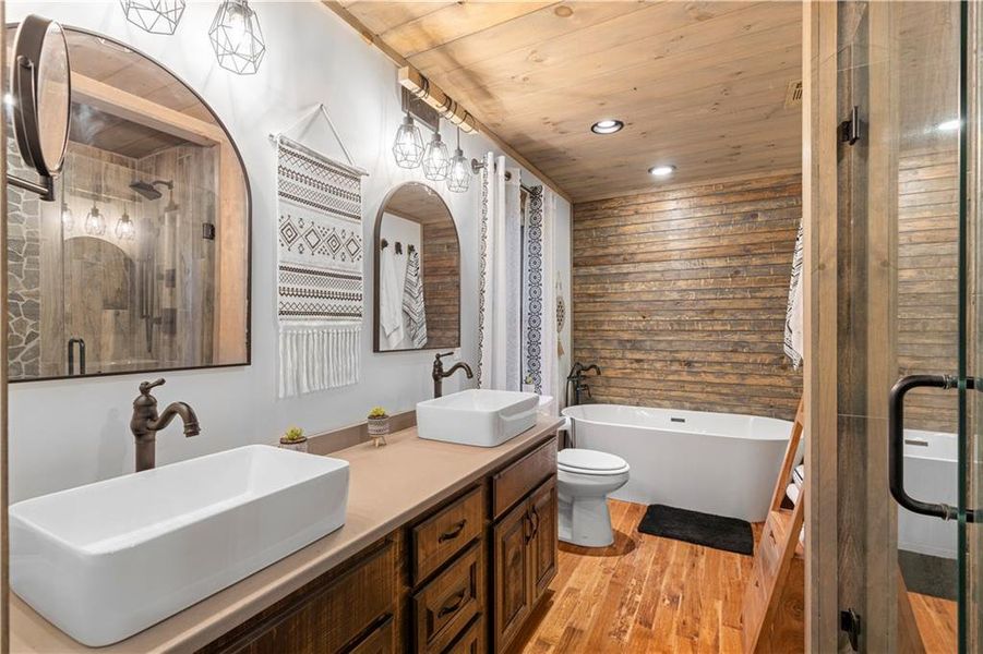 Furnished interior view inside a new home in , Cherry Log (Image 39).