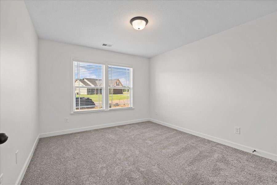 Spacious, unfurnished interior of a new home in Mills Gin, Campobello (Image 21).