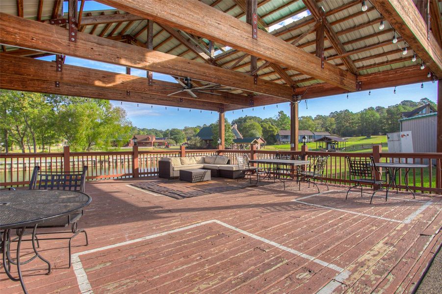 Community amenities in , New Waverly (Image 8). Community amenities in , New Waverly (Image 8).