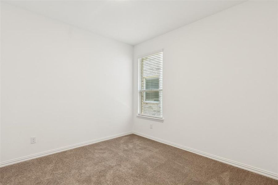 Spacious, unfurnished interior of a new home in Northlake Estates: Brookstone Collection, Little Elm (Image 22).