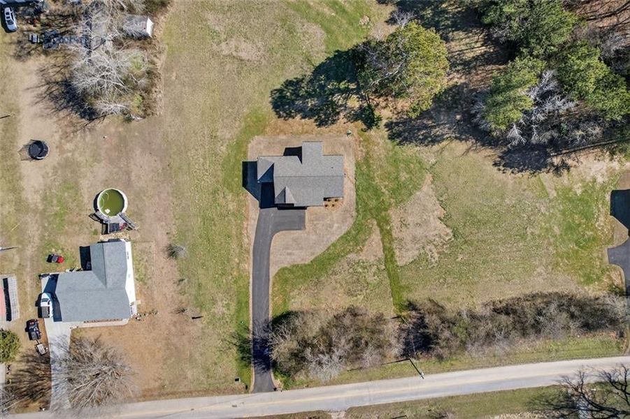 Image 36 of a home in .