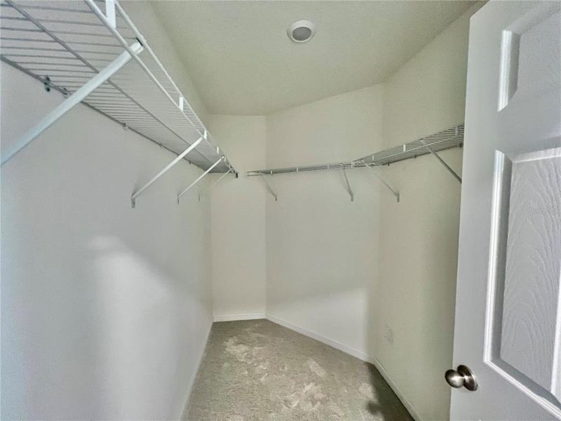 Image 11 of a home in Whiteview Village.