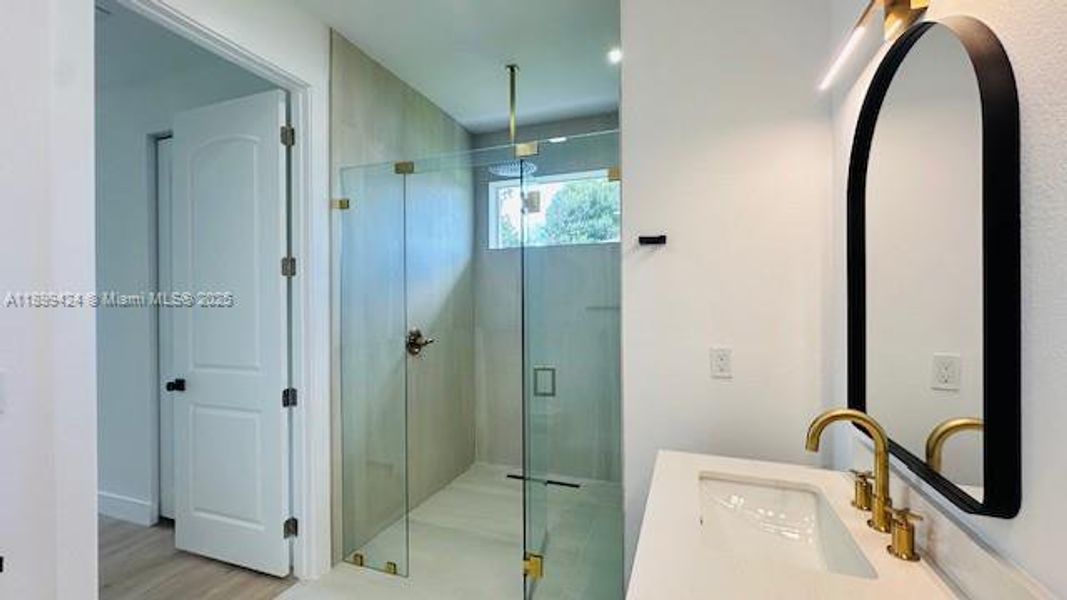 Image 26 of a home in .