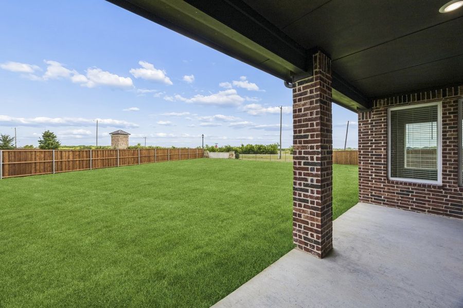 Representative exterior details of a home built from the The Mockingbird by Lillian Custom Homes in Polo Ridge, Forney (Image 3).