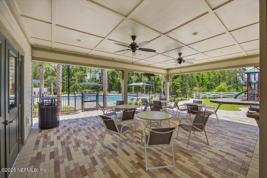 Community amenities in , Middleburg (Image 33).