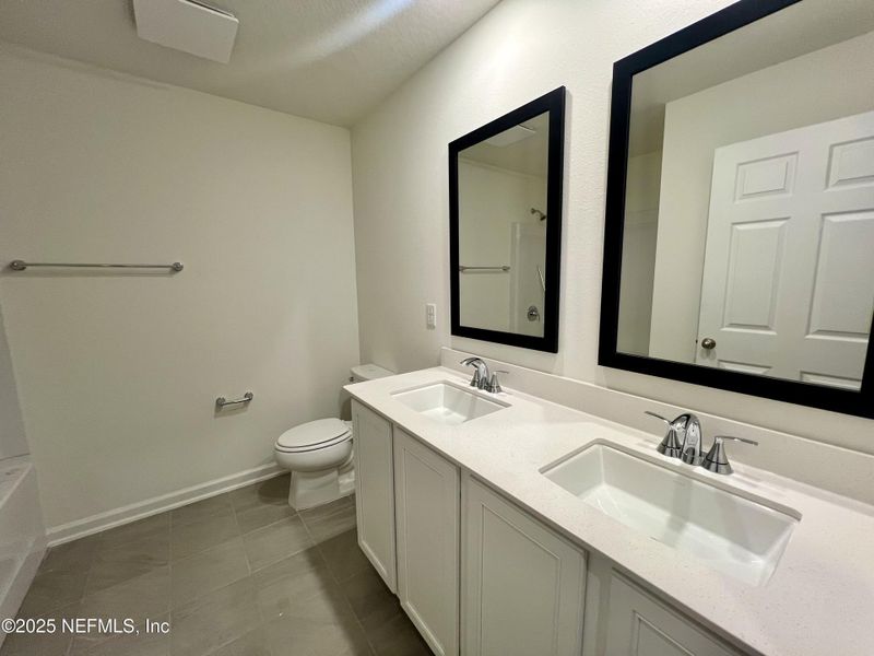 Furnished interior view inside a new home in , Green Cove Springs (Image 3).