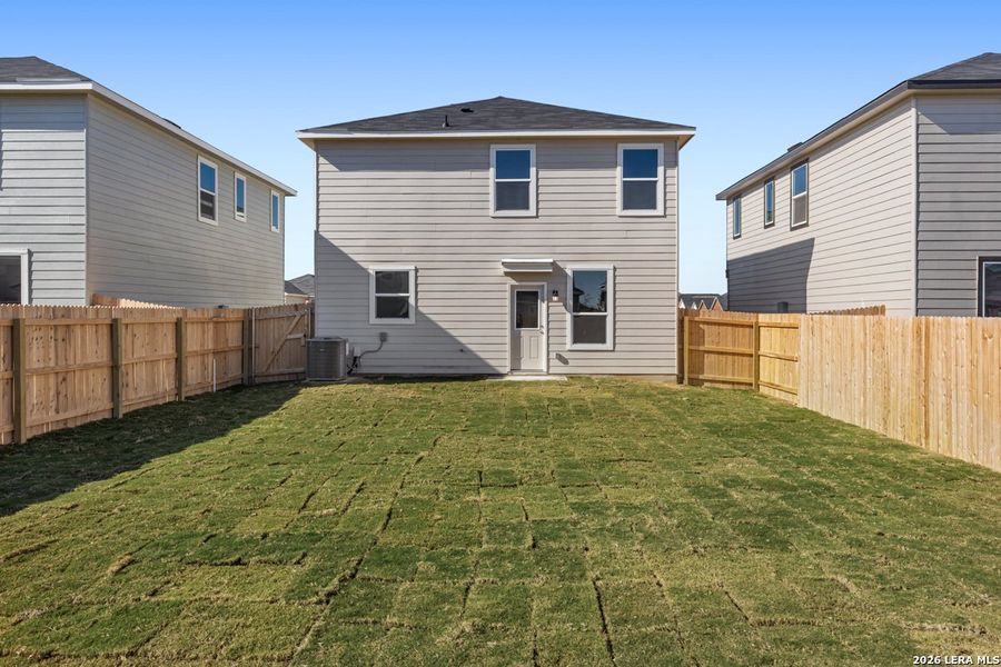 Exterior details and patio area of a home in The Granary - Heritage Collection, San Antonio (Image 3).