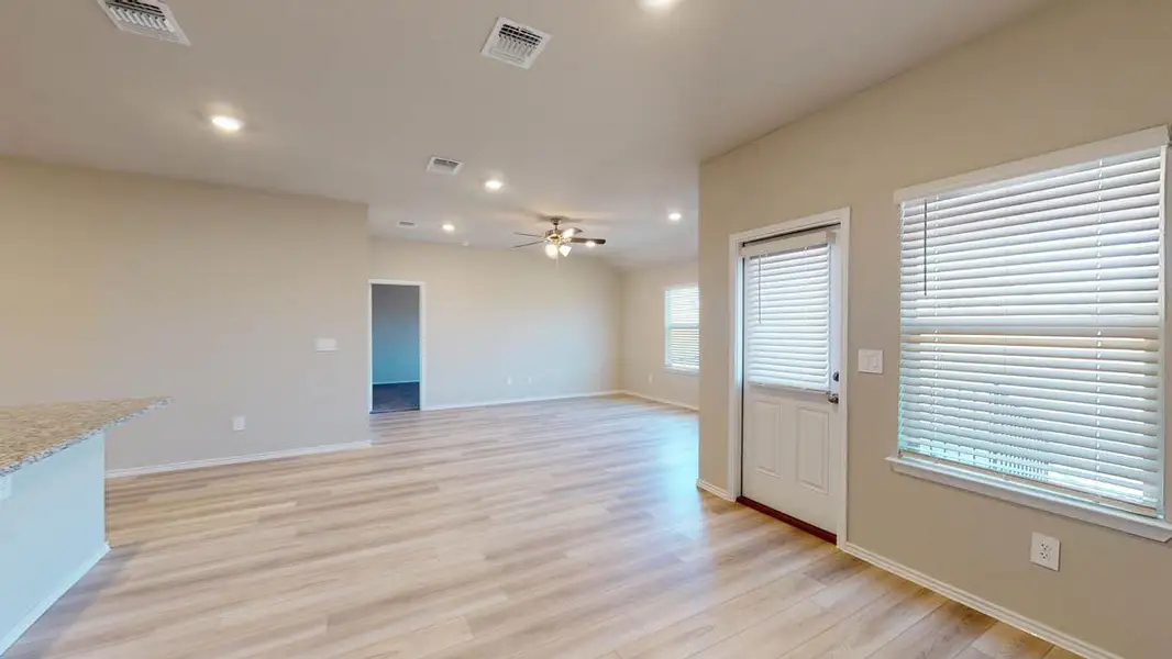 Image 27 of a home in Creekside Hills.