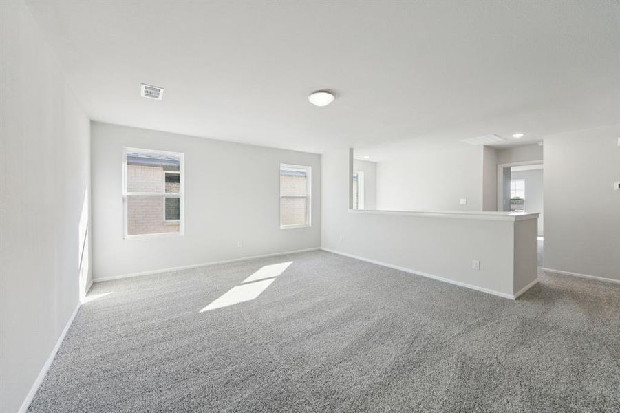 Spacious, unfurnished interior of a new home in Santorini, Seagoville (Image 15). Spacious, unfurnished interior of a new home in Santorini, Seagoville (Image 15).