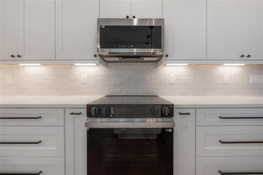 Furnished interior view inside a new home in , Tampa (Image 15). Furnished interior view inside a new home in , Tampa (Image 15).