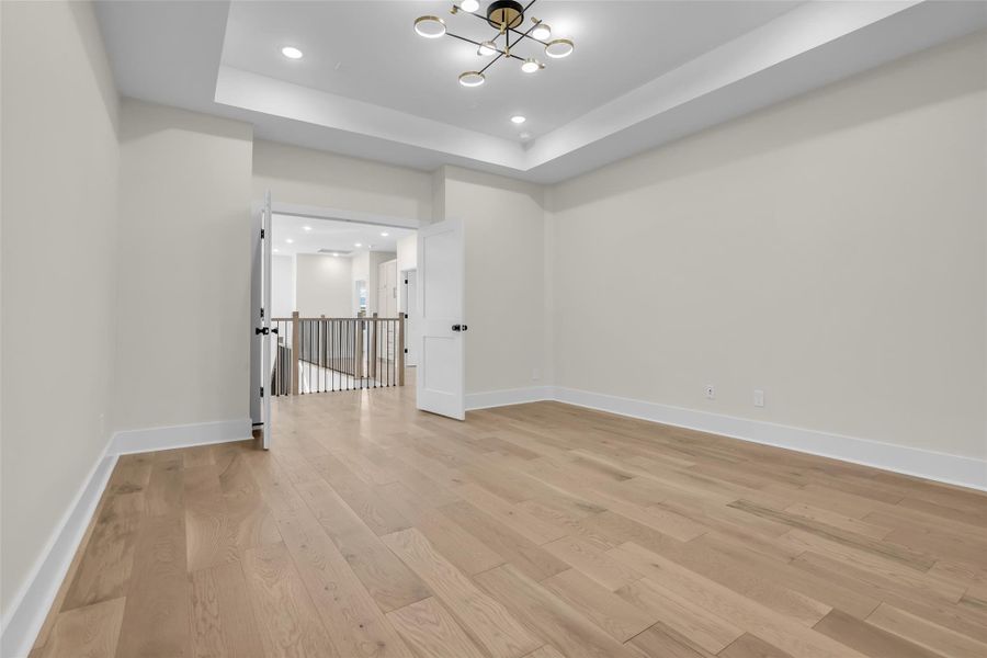 Media room - invite a crowd to screen movies or watch the game!