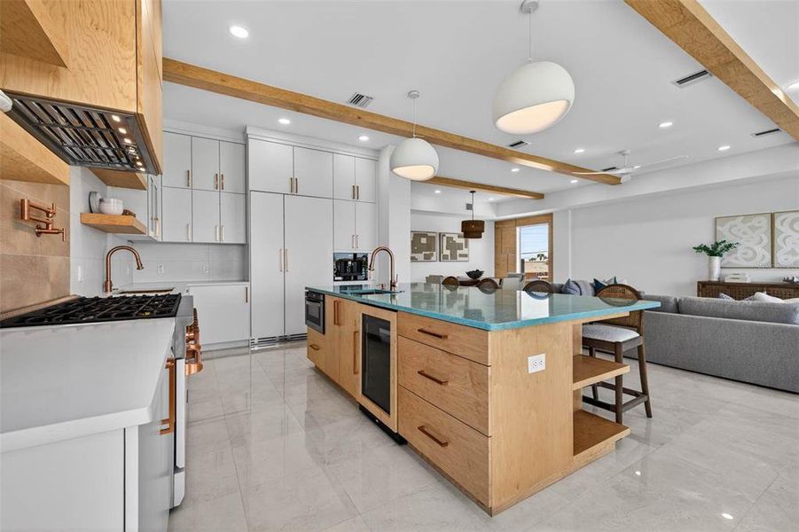 Furnished interior view inside a new home in , Treasure Island (Image 18).