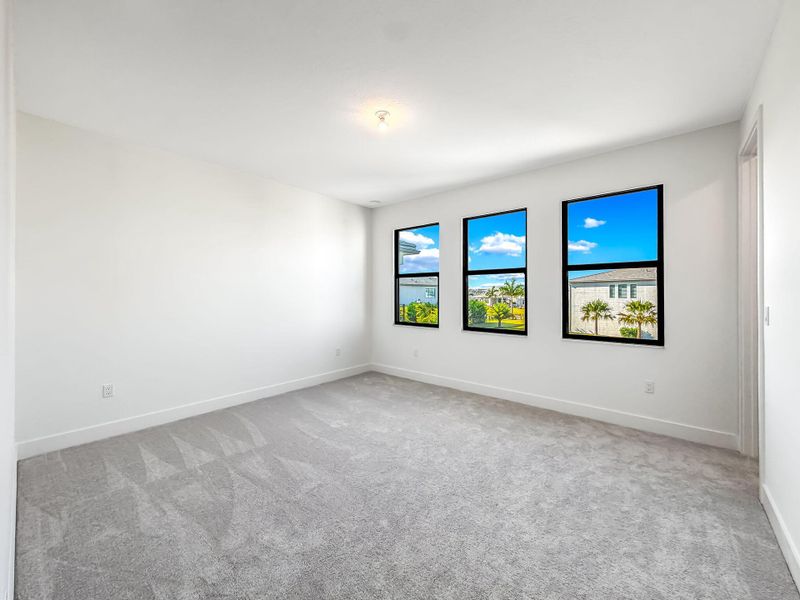 76-web-or-mls-JOY06625