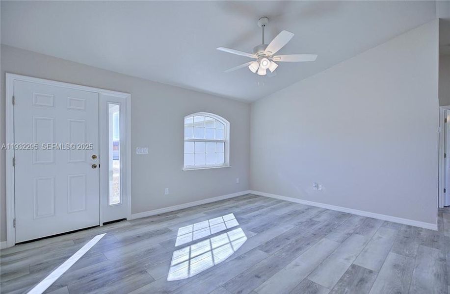 Spacious, unfurnished interior of a new home in , Avon Park (Image 15).