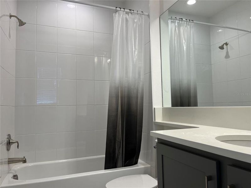 Spacious, unfurnished interior of a new home in , Wesley Chapel (Image 51).