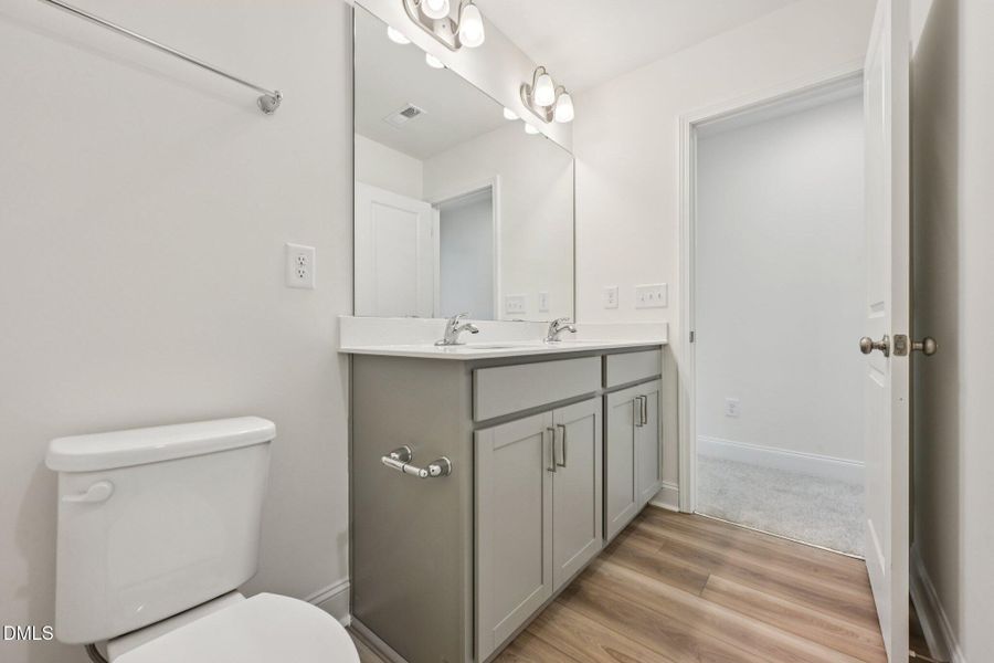 33-web-or-mls-Old Station Pointe-S0502-0 33-web-or-mls-Old Station Pointe-S0502-0