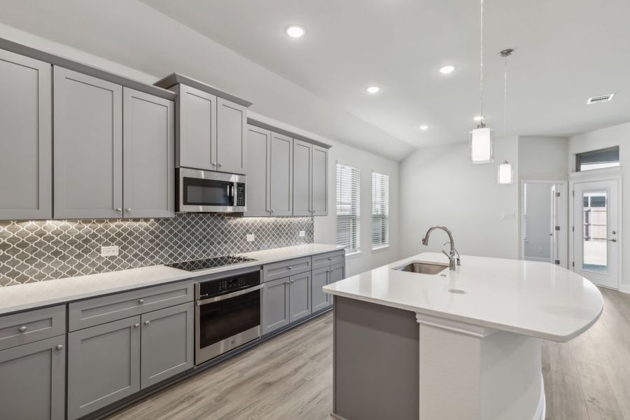 Furnished interior view inside a new home in Summer Crest, Fort Worth (Image 8). Furnished interior view inside a new home in Summer Crest, Fort Worth (Image 8).