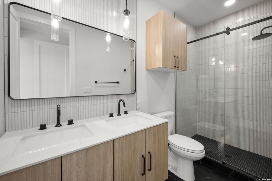 Furnished interior view inside a new home in , New Braunfels (Image 10).