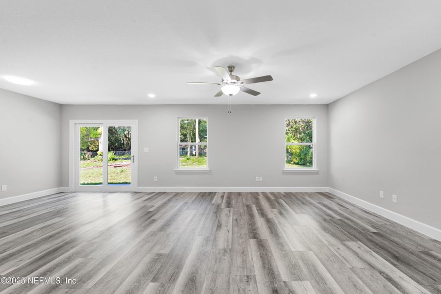 Image 25 of a home in .