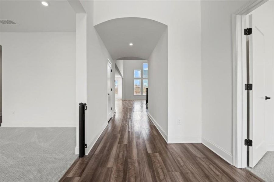 Spacious, unfurnished interior of a new home in Twin Lakes, Hoschton (Image 22).