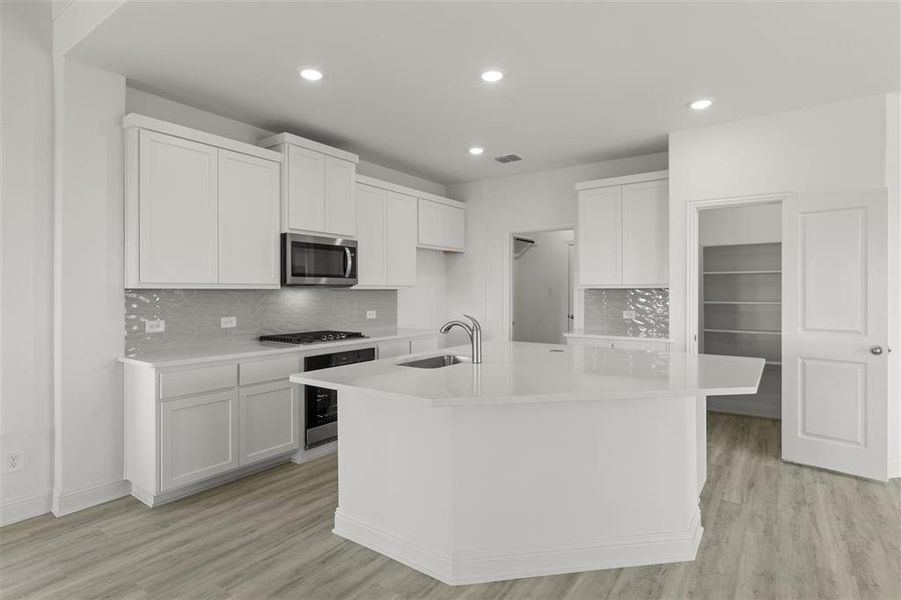 4101 Valley Mills  Kitchen 2