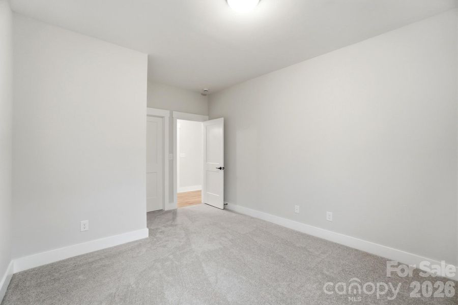 Spacious, unfurnished interior of a new home in Summerlin, Mooresville (Image 38). Spacious, unfurnished interior of a new home in Summerlin, Mooresville (Image 38).