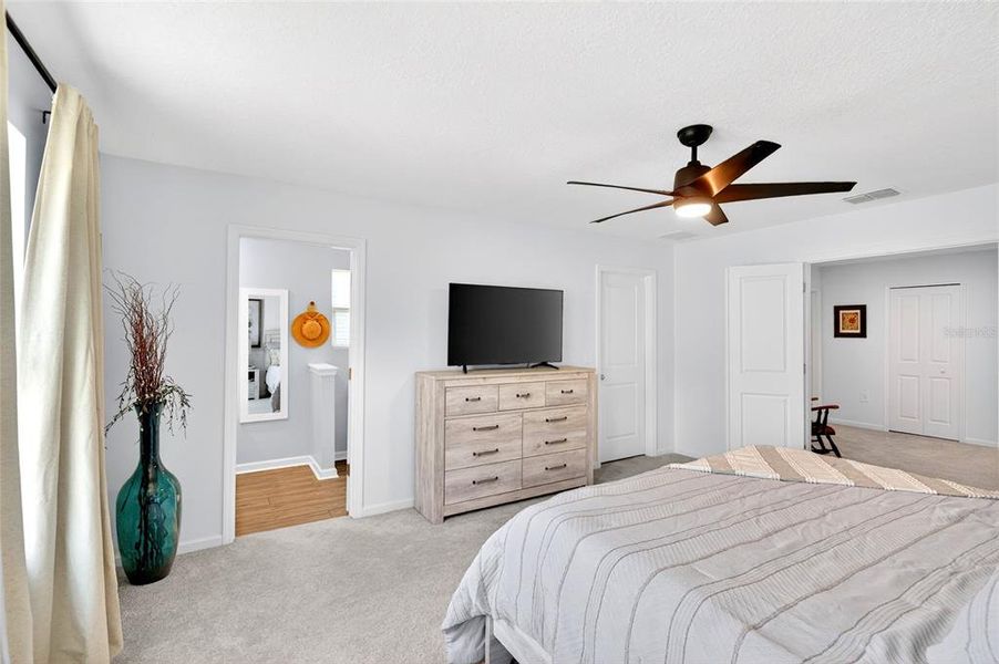 Furnished interior view inside a new home in , Ocala (Image 34).