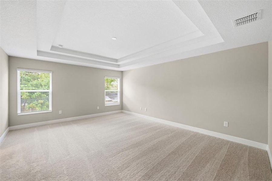 Spacious, unfurnished interior of a new home in , St. Petersburg (Image 22).