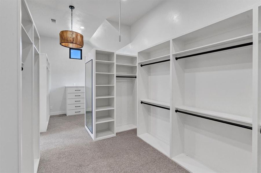 Image 33 of a home in . Image 33 of a home in .