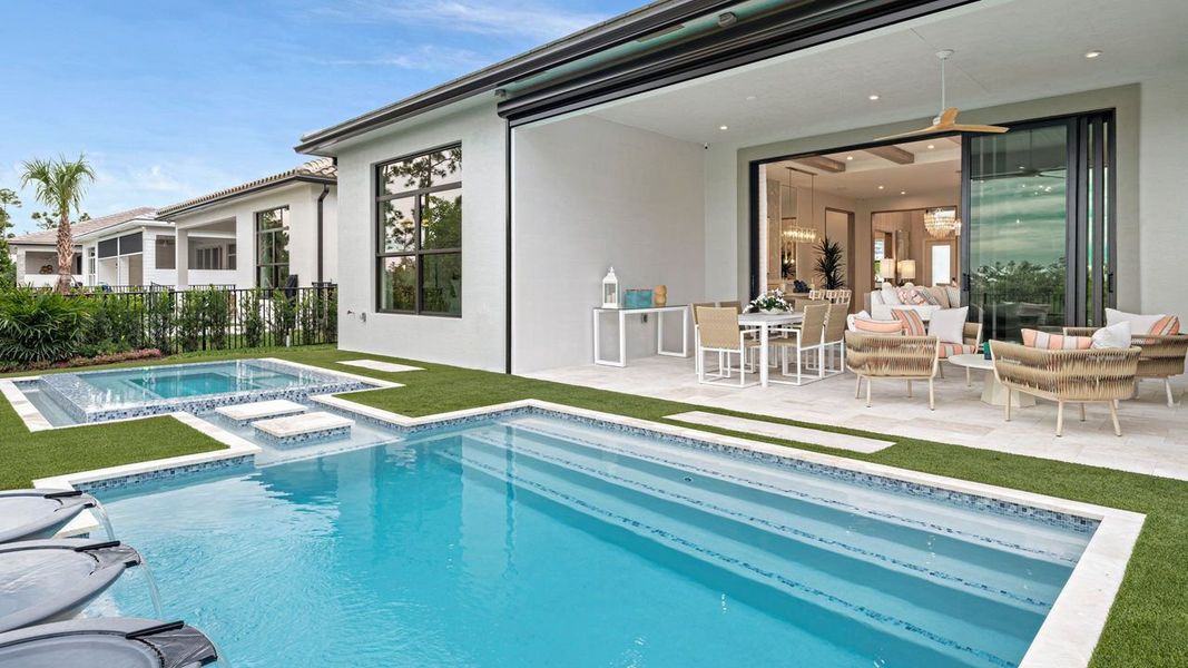 Pool & Outdoor Living