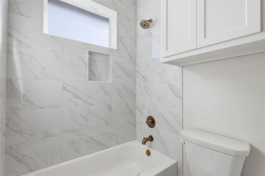 Furnished interior view inside a new home in Aledo Heights - Aledo ISD, Aledo (Image 10).