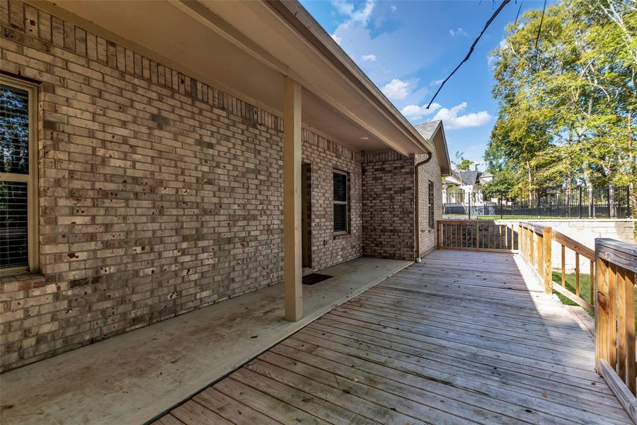 Exterior details and patio area of a home in , Montgomery (Image 22).